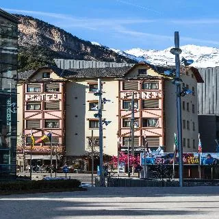 Font Andorra Hostel — foto 2